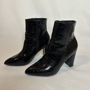 Shein Crocodile Pattern Black Ankle Boots🖤